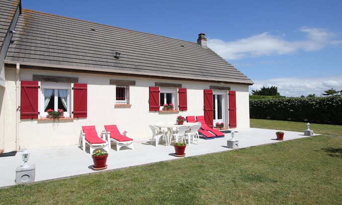 Denneville House | Sea View Family Escape