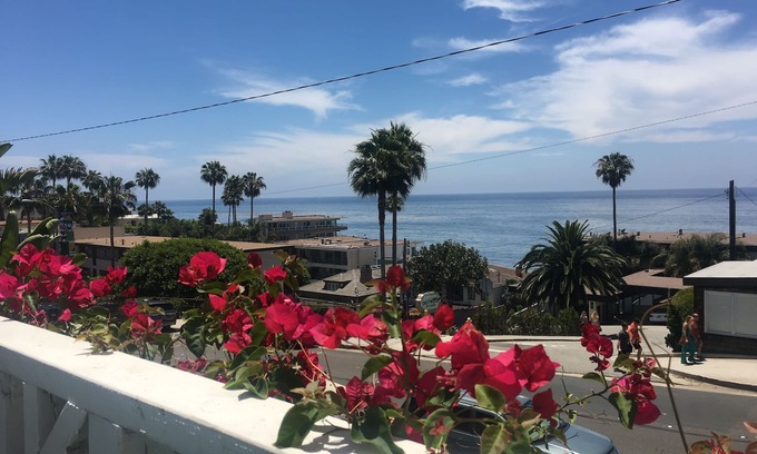 Laguna Beach Cottage | Sea View Laguna Cottage, Walk to Beach & Village, Fully-Equipped!