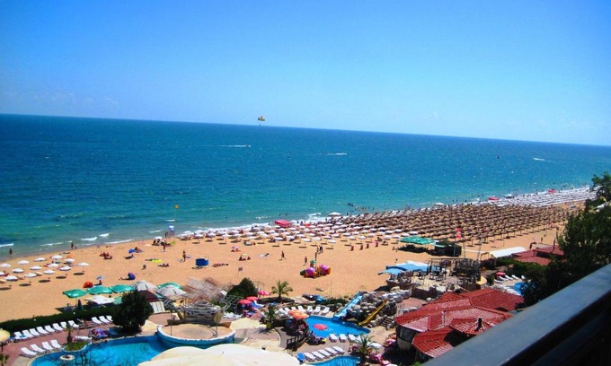 Golden Sands Apartment | Sea View Rental Front Beach