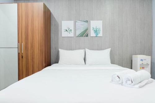 Pluit Apartment | Sea View Studio Apartement at Green Bay Pluit by Travelio