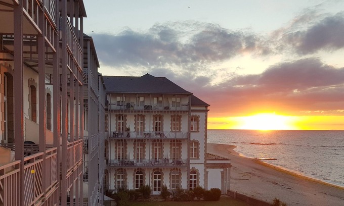 Le Croisic Apartment | Sea view studio