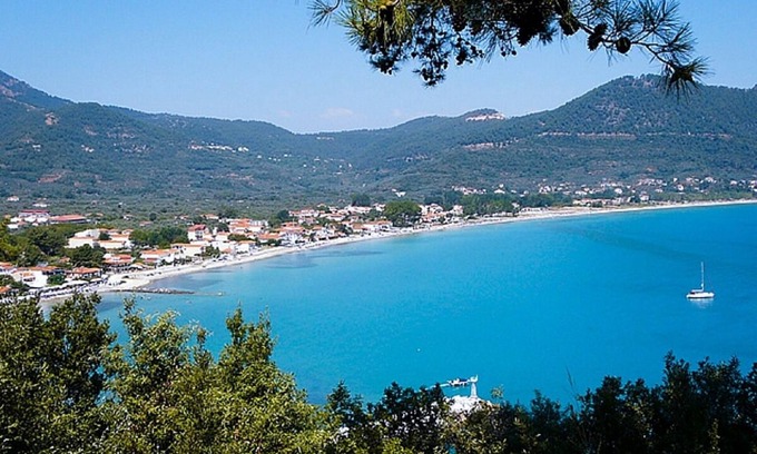 Chrisi Ammoudia Apartment | Sea View Studio with A/C, only 300 Meters from the Beach !
