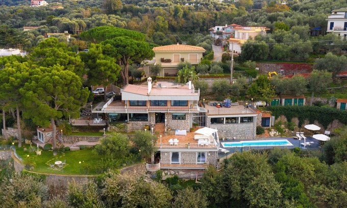 Sorrento Historic Centre Villa | Sea View Villa Giada with pool