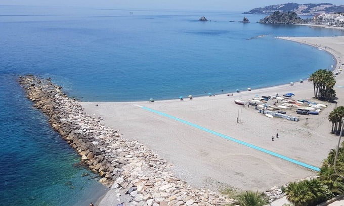 Almunecar Apartment | Sea Views First line
