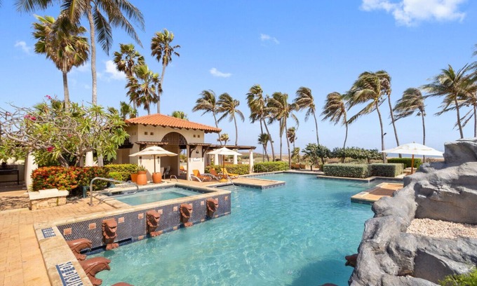Noord Villa | Sea Winds Villa by Bocobay