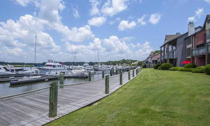 Bohicket Marina Village Villa | Seabrook Exclusives:1938 Bohicket Marina