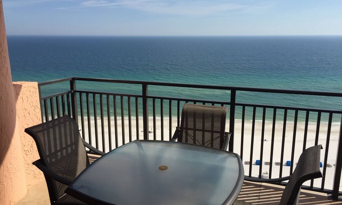 Orange Beach Condo | Seachase 1404 West Sun, Fun, and Plenty of Room!