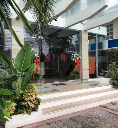Pinamalayan Hotel | Seacliff Suites Hotel and Resort