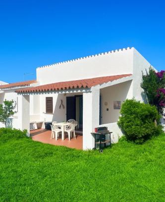 Matta 'e Peru Apartment | Seadas - Mare 2 min-Giardino-Wi-Fi-AC-Parcheggio-BBQ -Pet Friendly