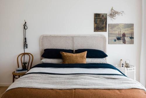 Middleton House | Seafarers Lodge, your seaside surf haven, pup friendly