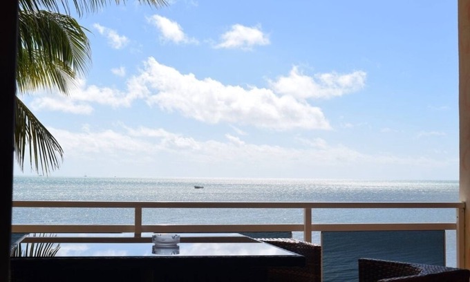 La Gaulette Apartment | Seafront accomodation rental