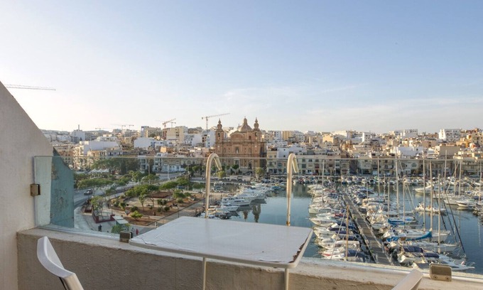 Pieta Apartment | Seafront Apartment-hosted by Sweetstay