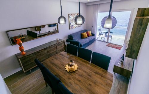 Marsalforn Apartment | Seafront Apartment No 10 Marsalforn