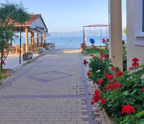 Kavos Apartment | Seafront Apartments