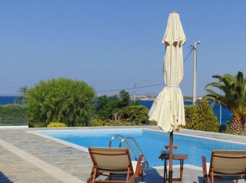 Saronikos Villa | Seafront holiday villa