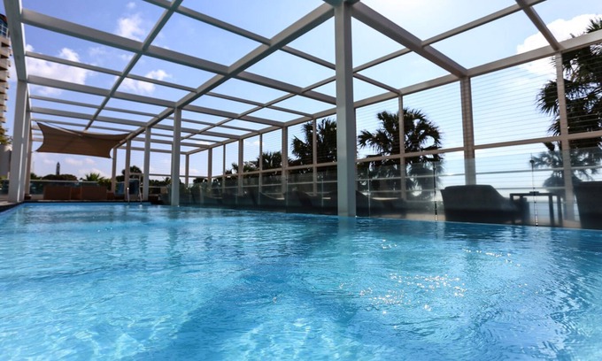La Primavera Apartment | Seafront Luxury Tower Veiramar