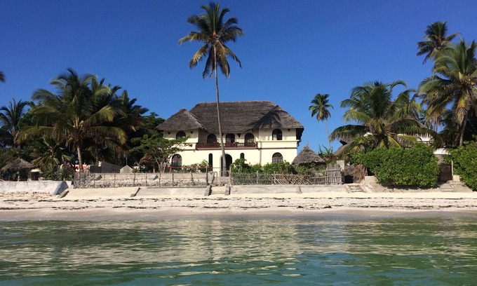 Jambiani Villa | Seafront private villa at Jambiani Beach, Zanzibar