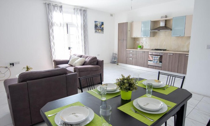 Msida House | Seafront Room