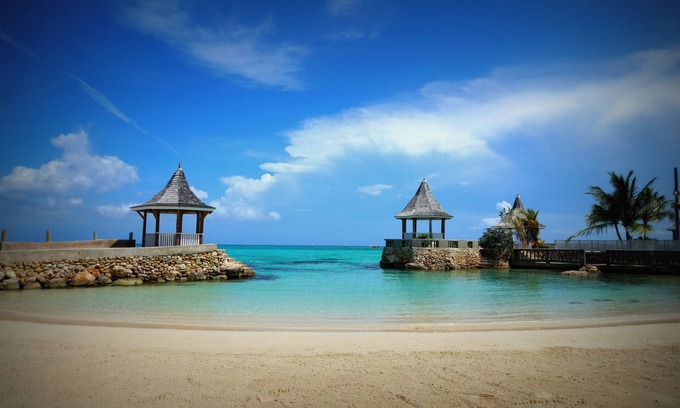 Montego Bay Resort | SeaGarden Beach Resort - All Inclusive