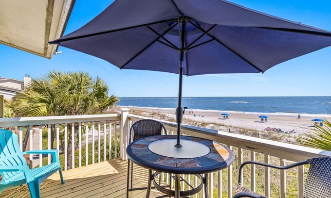 Isle of Palms Villa | Seagrove Villa 11C - Extreme Oceanfront! Resort!