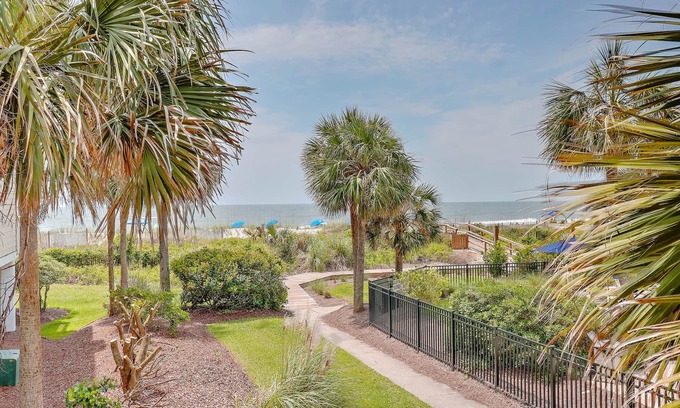 Isle of Palms Villa | Seagrove Villa 3A - Luxurious Ocean View! Pool!