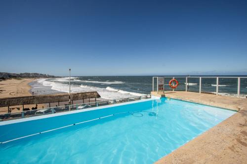 Margate Beach Apartment | Seagull 507