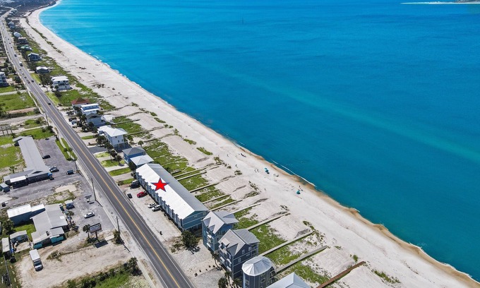 Port St. Joe House | SEAGULL 6 IS A GULF FRONT 2BD/2.5BA IMMACULATE TOWNHOME, AMAZING SUNSETS!