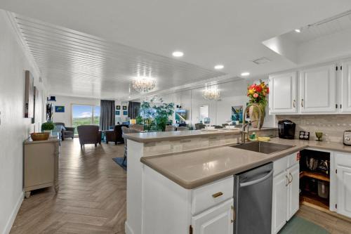 South Padre Island Apartment | Seagull's Landing By The Ocean