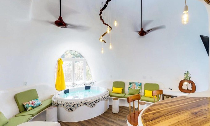Cocoplum Villa | Seahorse @ Swan Villas