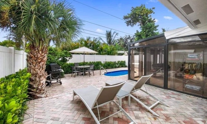 Fort Lauderdale Villa | Seahorse Villa 2 by PMI