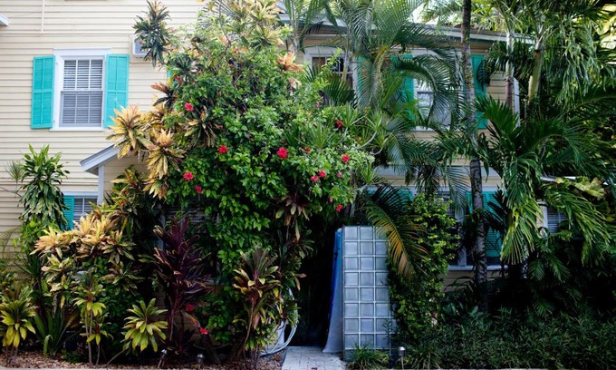 Historic Seaport House | Seaport Inn