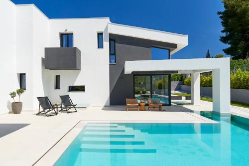 Pefkochori Villa | Seasalt Luxury Villas