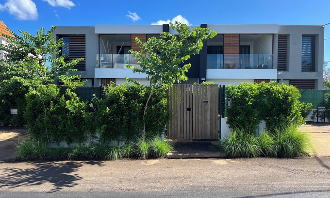 Albion Apartment | Seascape Holiday near Club Med Albion.