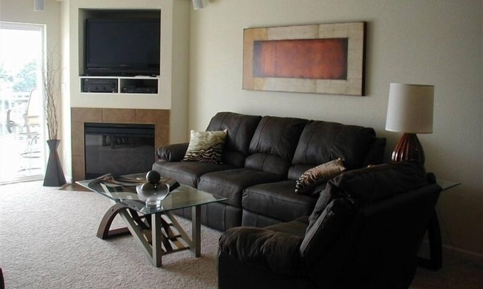 Osage Beach Condo | Seascape: Luxury Waterfront Condo Overlooking Main Channel