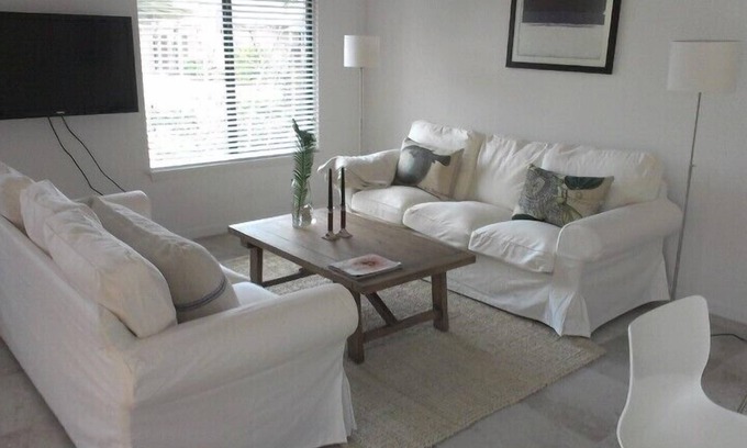 Miramar Beach House | Seascape Tennis Villa Right Next To Heated Pool