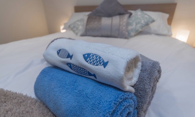 Lytham St. Anne's Cottage | SEASHELLS COTTAGE, family friendly, with a garden in Lytham St. Annes