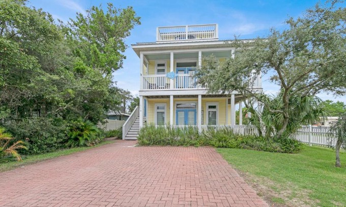 Village of Sugar Beach House | Seashine and Sunkises - Great pricing near Seaside