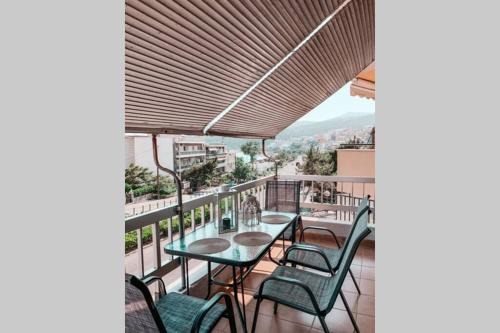 Kavala Apartment | Seaside Apartment in Kalamitsa Area