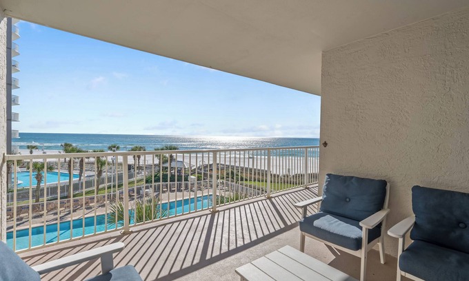 Orange Beach Condo | Seaside Beach & Racquet Club #4410 Orange Beach, AL Beachfront 2-bedroom condo