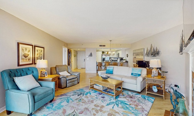 Indian Shores Condo | Seaside bliss with scenic Gulf-view balcony & beachfront heated pool & spa