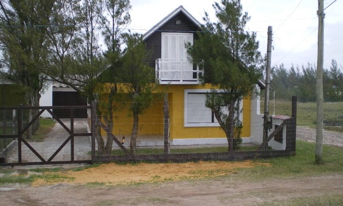 Capao da Canoa Ski Chalet | SEASIDE CHALET IN CAPÃO DA CANOA RS SEASONAL RENTAL, verb