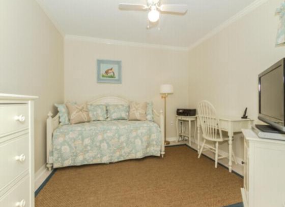 Park Shore Apartment | Seaside Condo with View and Pool