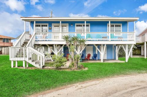 Acapulco Village House | Seaside Cottage