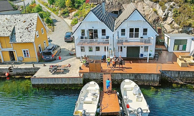Bomlo House | Seaside Fisherman s Haven-By Traum