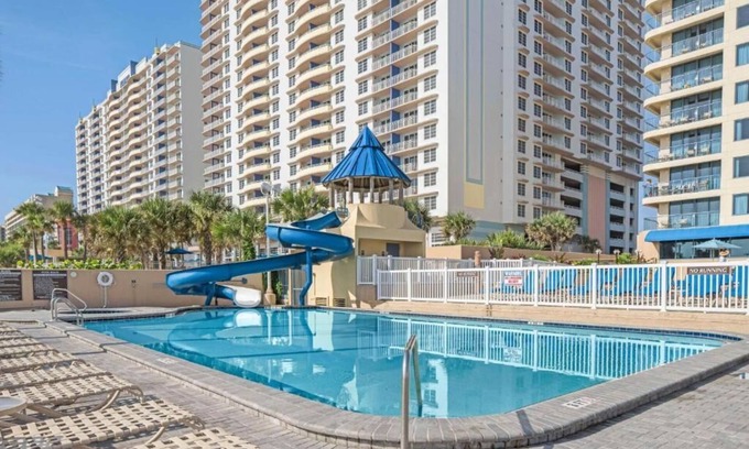 Daytona Beach Hotel | Seaside Fun! Balcony King Suite + Pool, Fitness, Arcade & Boardwalk!