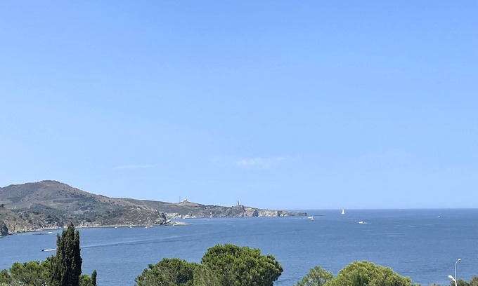 Banyuls-sur-Mer Apartment | Seaside Getaway: Renovated Apartment with AC, Terrace, and Parking in Banyuls-sur-Mer
