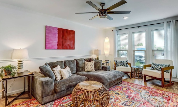 Fernandina Beach Condo | Seaside Haven with Your Furry Sidekick