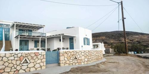 Kimolos Apartment | Seaside Residence Kiki Prassa,Kimolos