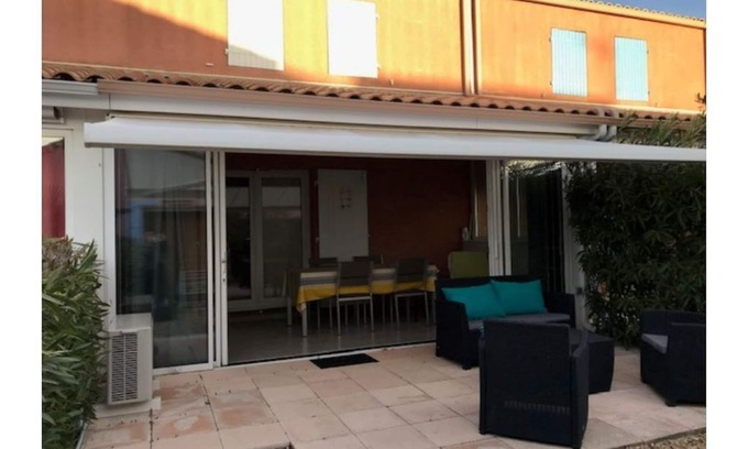 Portiragnes-Plage Villa | Seaside villa, Wifi, secure residence with swimming pool