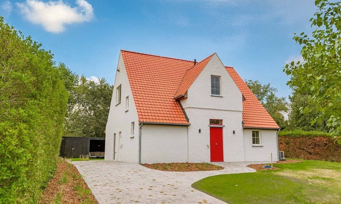 Oostduinkerke-Bad House | Seaside Villa with Garden & BBQ - La Madrague
